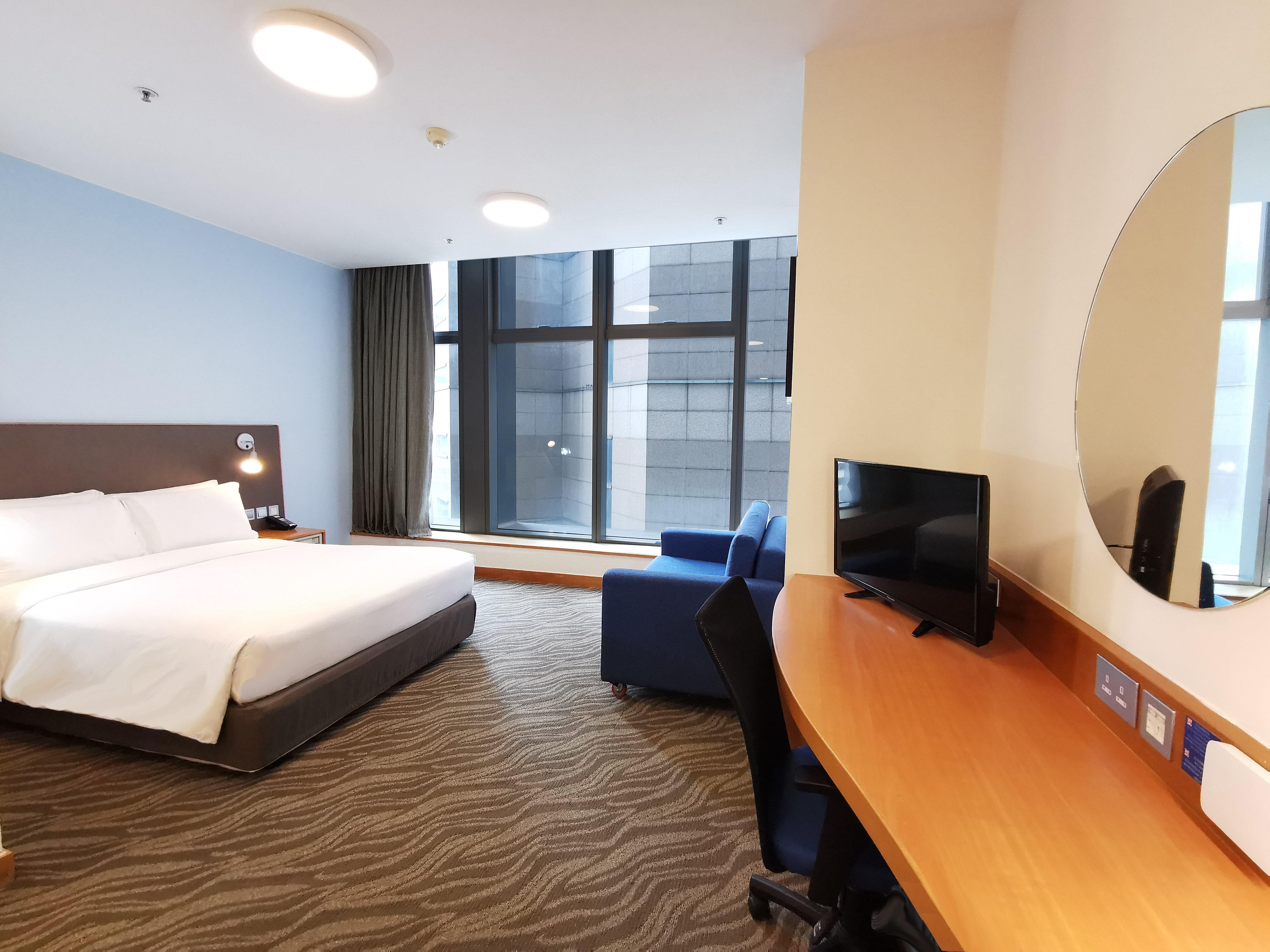 Holiday Inn Express Hong Kong Causeway Bay By Ihg Exterior photo