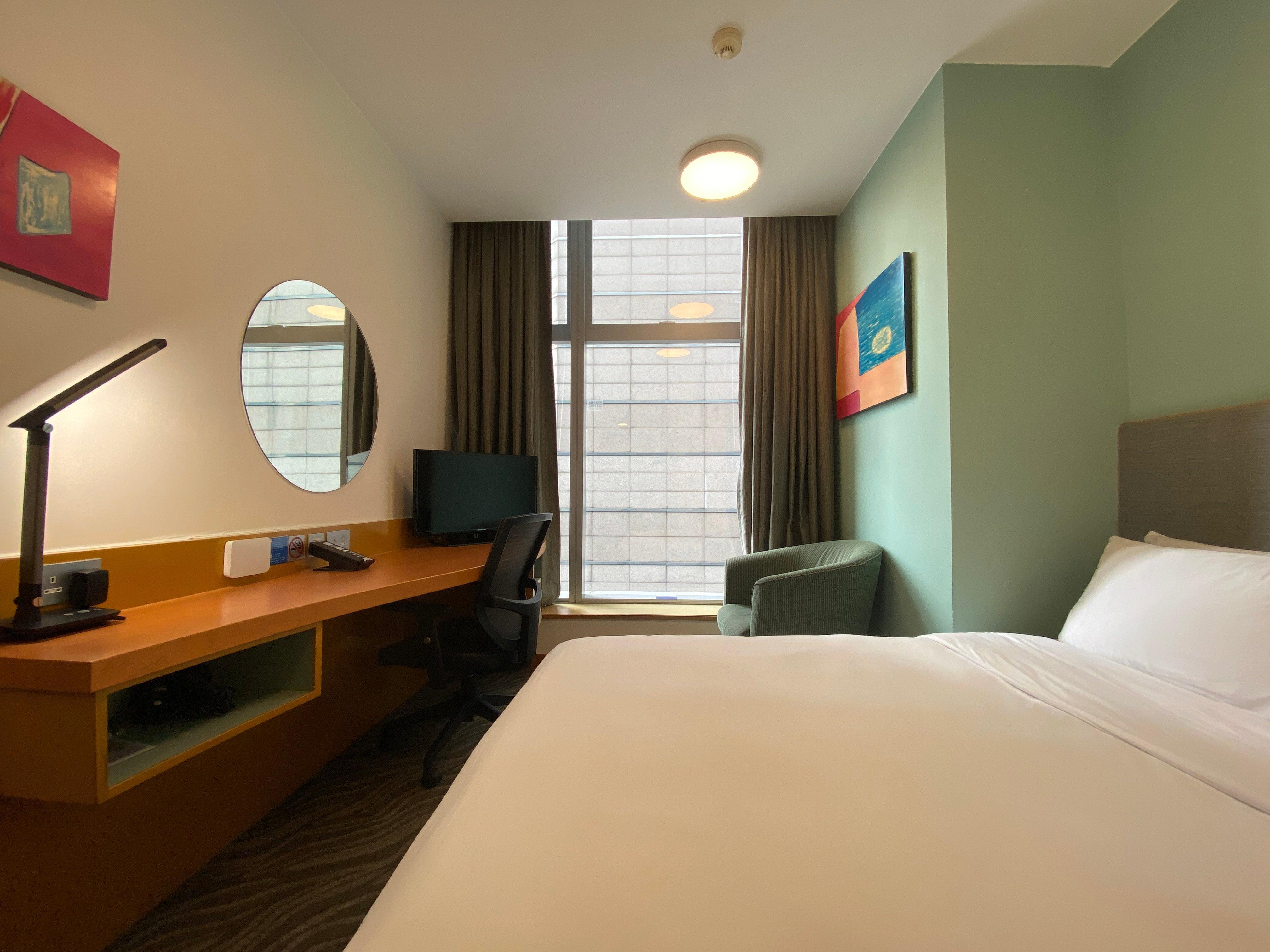 Holiday Inn Express Hong Kong Causeway Bay By Ihg Exterior photo