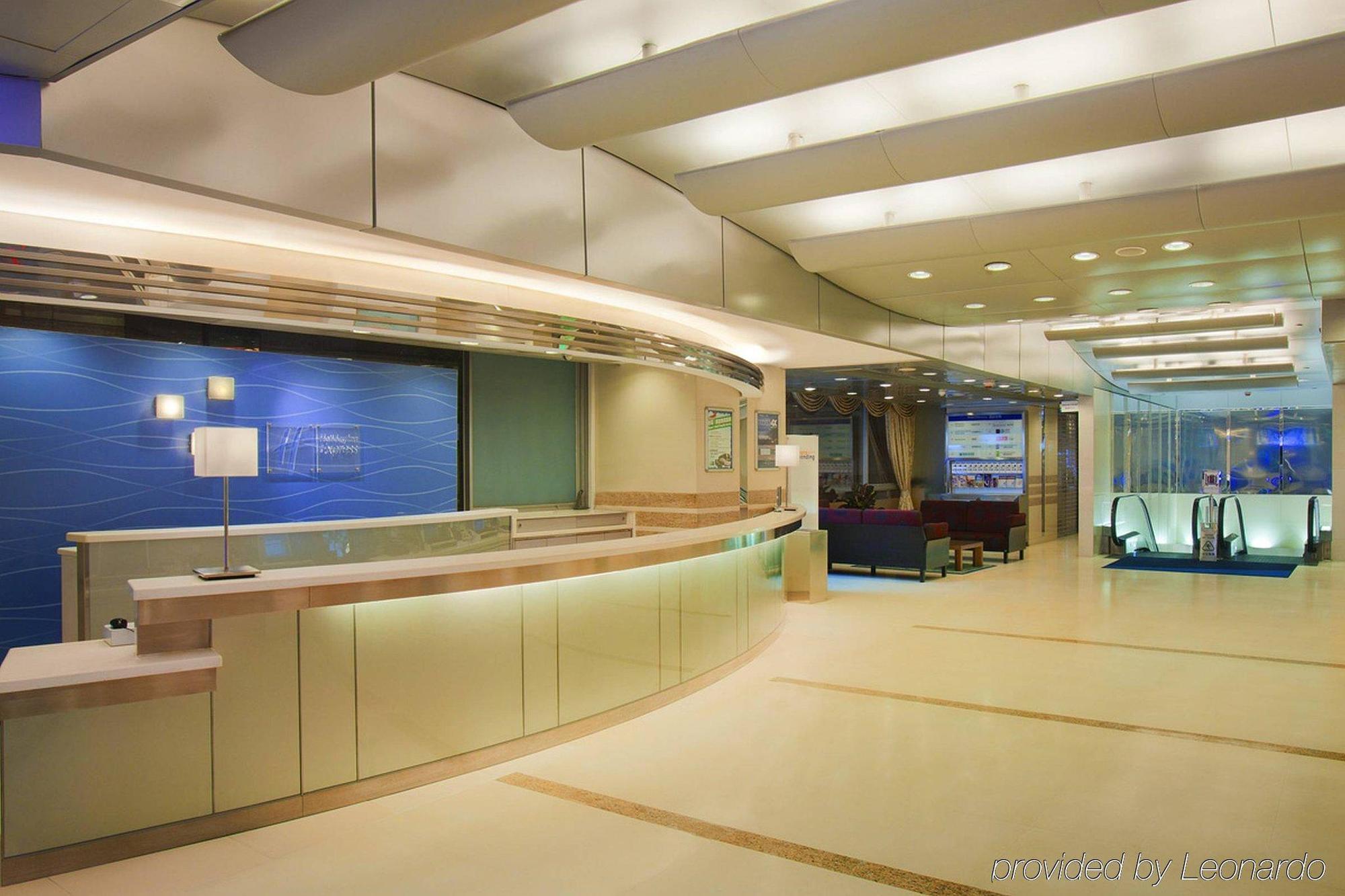 Holiday Inn Express Hong Kong Causeway Bay By Ihg Interior photo